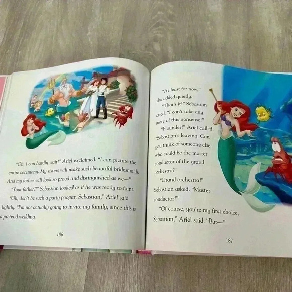 Disney Storybook Collection: Princess Bedtime Stories Special Edition - Picture 3 of 4